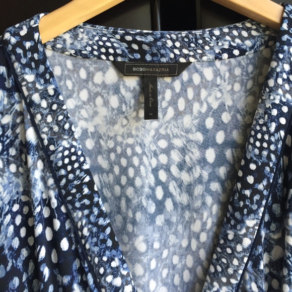 Beautiful print wrap dress - Picture 7 of 8